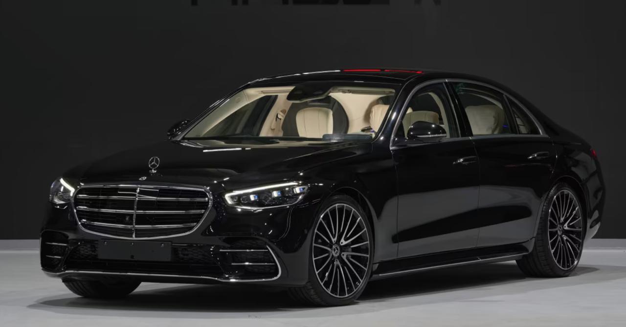 Купить Mercedes-Benz S 450 4MATIC LONG AMG в автосалоне MONZA