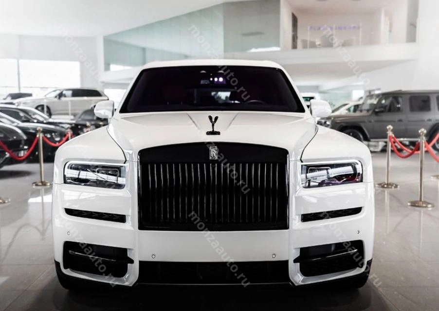 Купить Rolls-Royce Cullinan Black Badge V12 Белый ( Arctic white ) в автосалоне MONZA