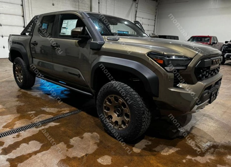 Купить Toyota Tacoma  Гибрид Мощность: 240 кВт ( 326 л.c. ) Цвет кузова: Bronze Oxide  в автосалоне MONZA