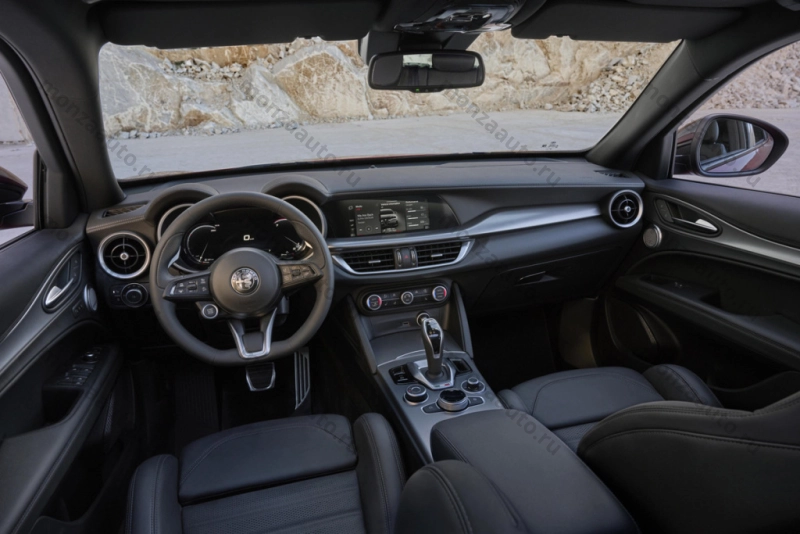 alfaromeostelvio-2.jpg alfaromeostelvio-2.jpg