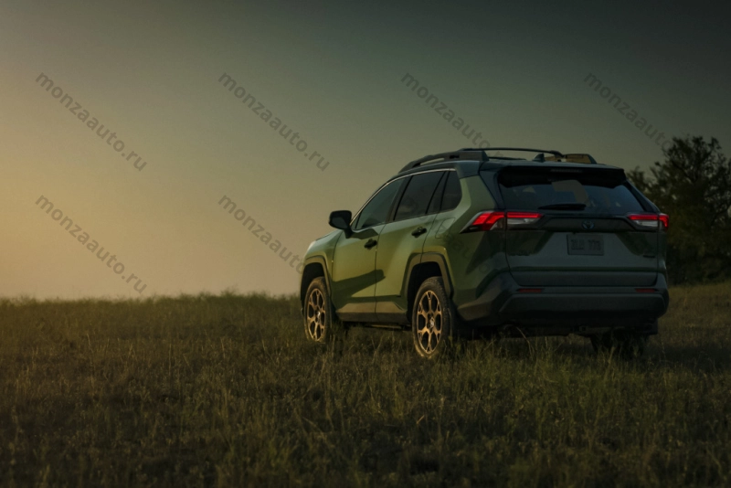 обновленный Toyota RAV4 Woodland Edition. Будьте в курсе последних новинок и выбирайте автомобиль, который сочетает в себе стиль, функциональность и современные технологии.
