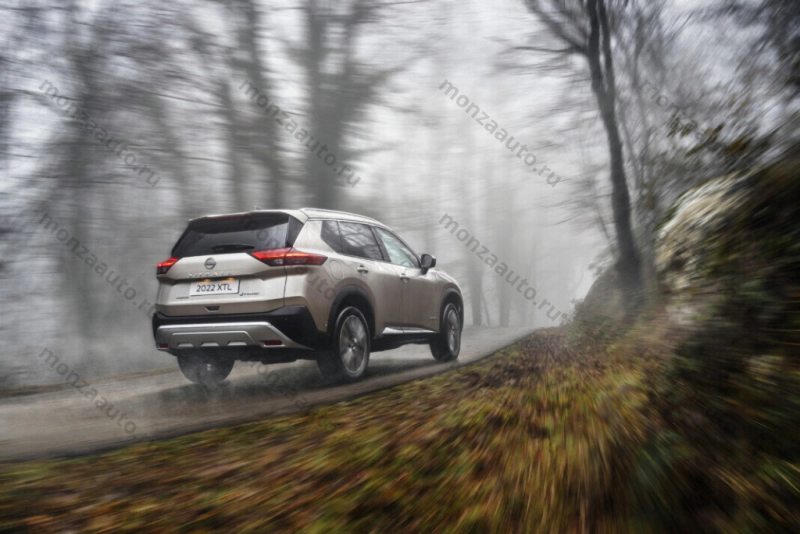 Отличительной чертой переднего профиля X-Trail 