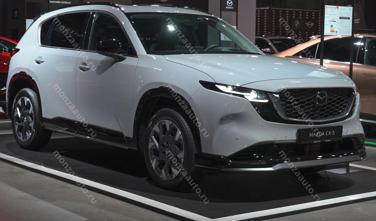 Mazda CX-5 Комплектация : Homura Двигатель: 2488 см3   e-SKYACTIV 