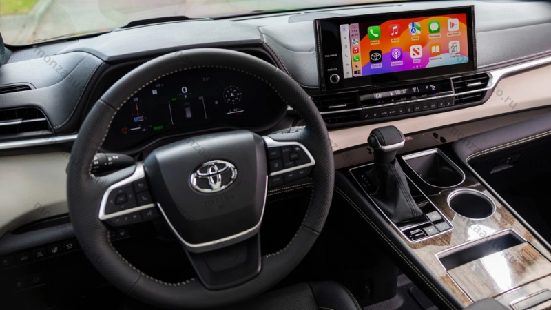2026-toyota-sienna-platinum-0003.jpg