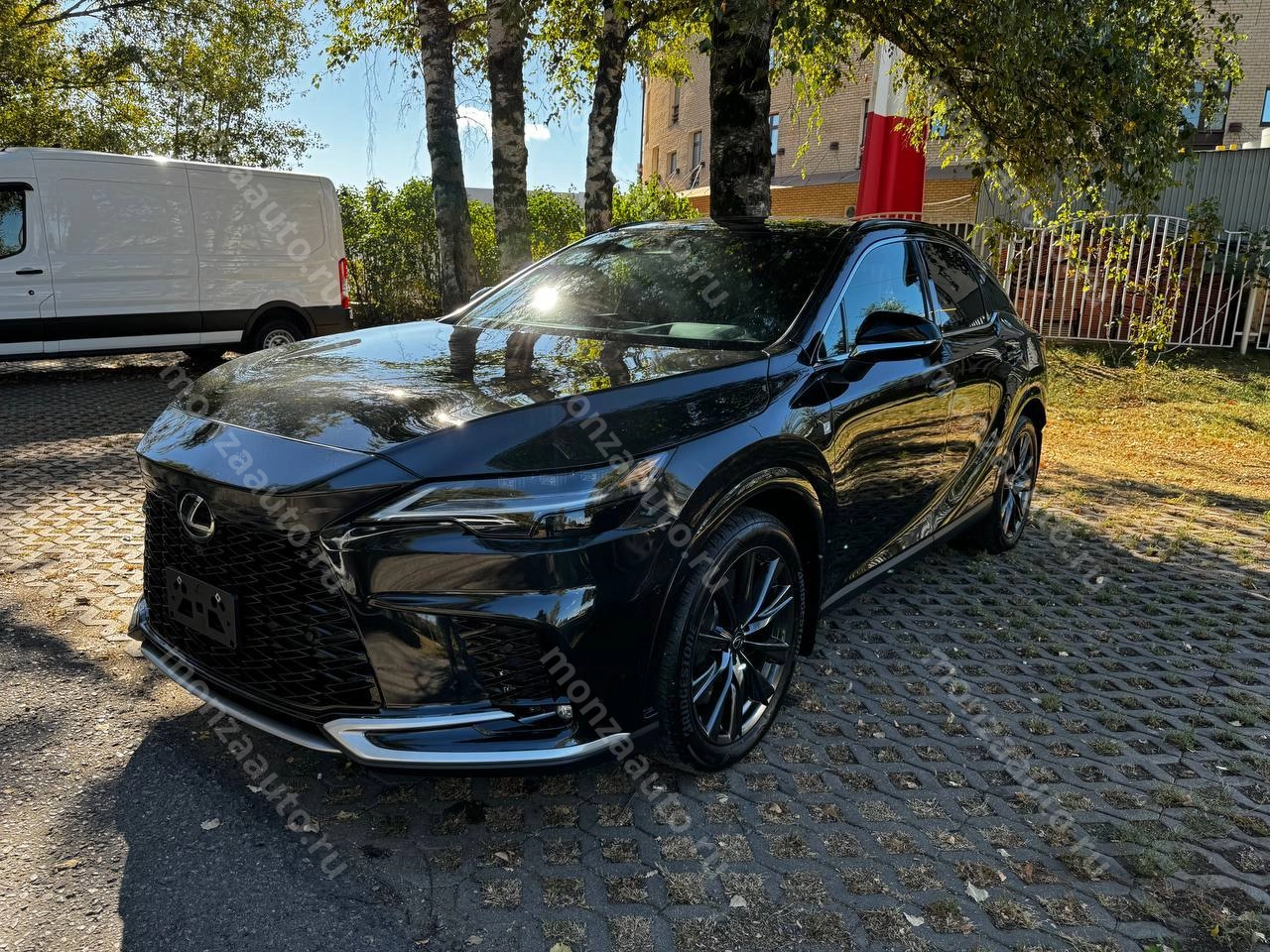 Вы ищете новый Новый  Lexus RX350 ( F Sport 3 ) Акустика Mark Levinson с 21 динамиком ? Мы рады сообщить, что у нас в наличии новый Lexus RX 350 в комплектации F SPORT 3. Новый  Lexus RX350 ( F Sport 3 ) Акустика Mark Levinson с 21 динамиком в автосалоне MONZA 