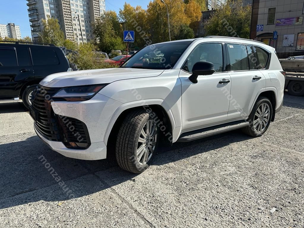 Купить LEXUS LX 600 VIP BLACK EDITION 2025 год в автосалоне MONZA