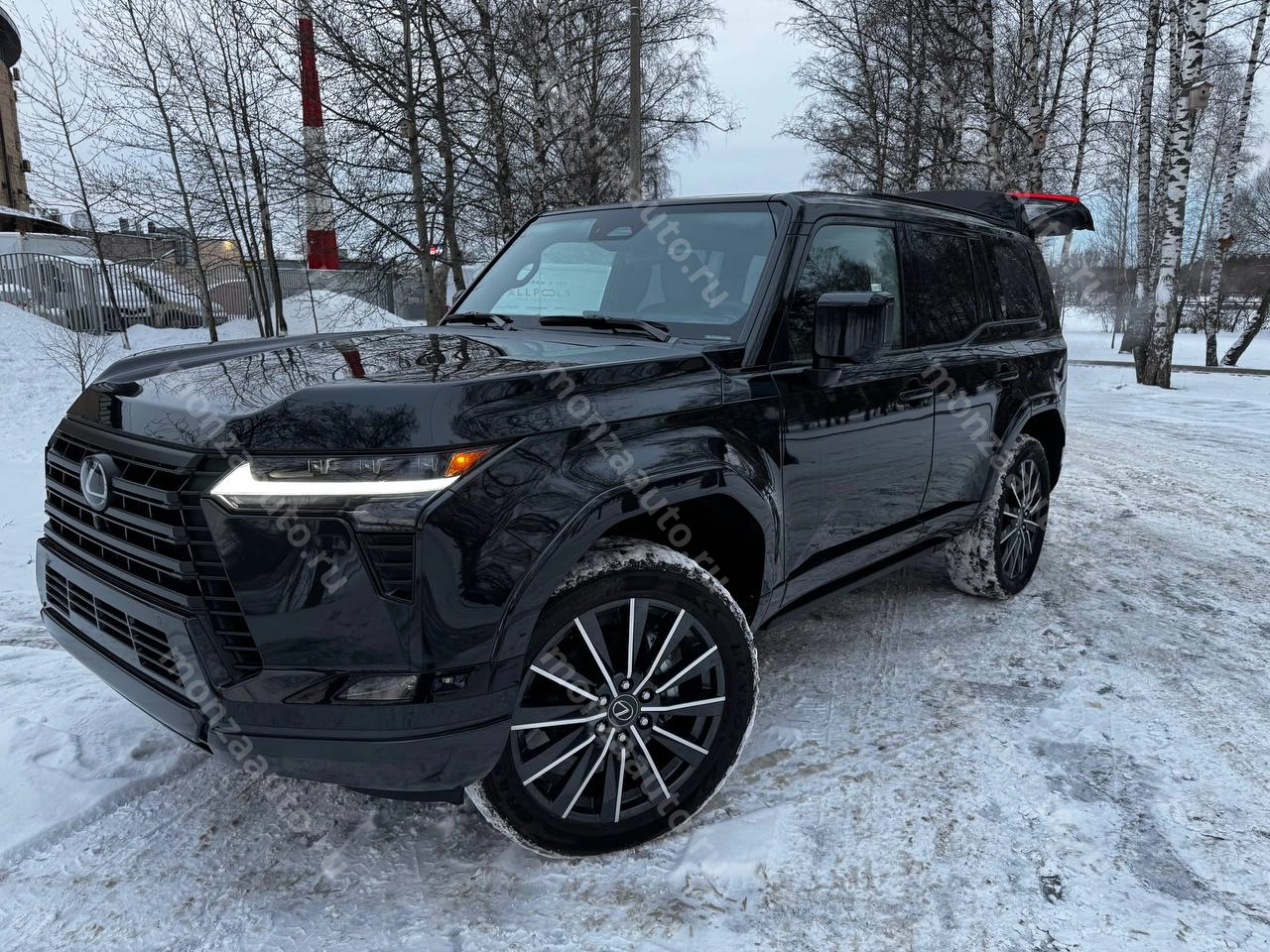 Купить Новый Lexus GX 550 комплектация Luxury + 6 мест чёрный в автосалоне MONZA